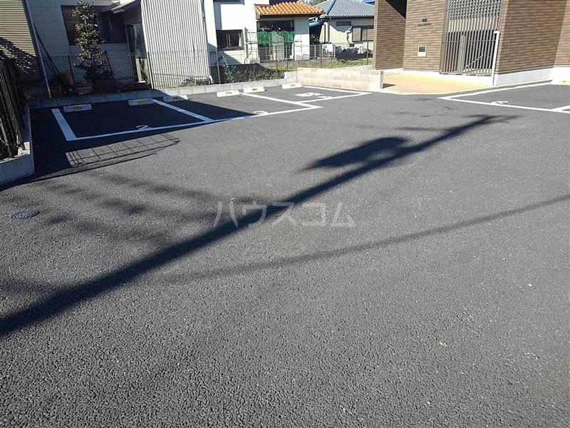 16/26 駐車場