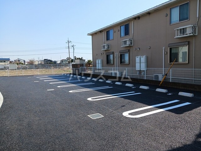 17/23 駐車場