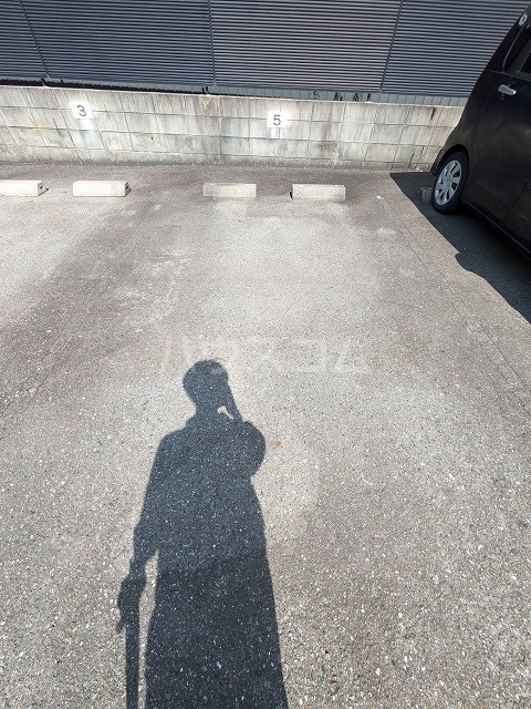 21/21 駐車場
