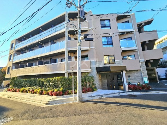 2/30 外観