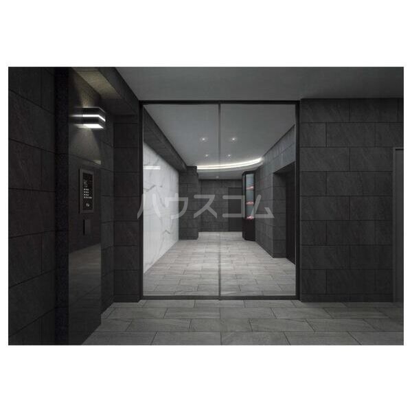 14/18 エントランス