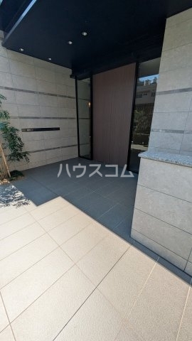 21/24 エントランス