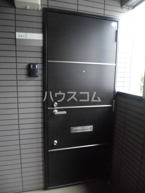 28/29 エントランス