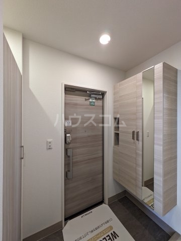 22/30 エントランス