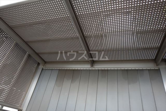 17/27 バルコニー