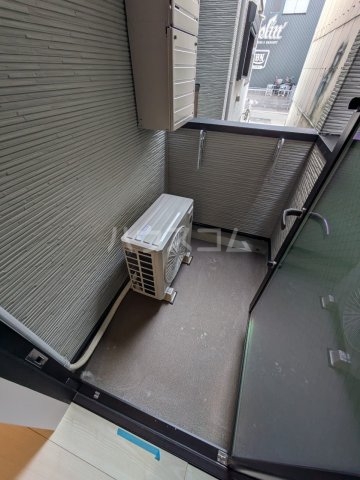 15/27 バルコニー