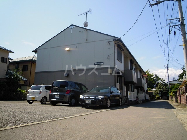 16/19 駐車場