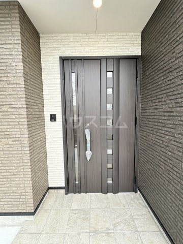 29/30 エントランス