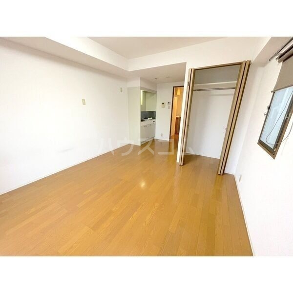 25/28 エントランス