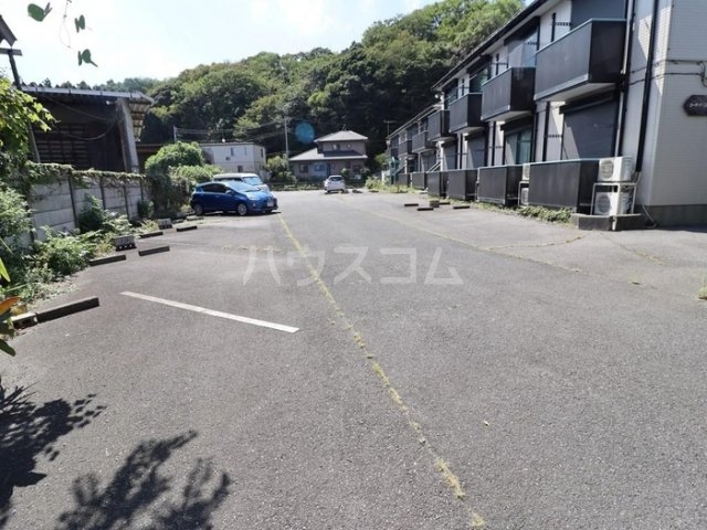 17/27 駐車場