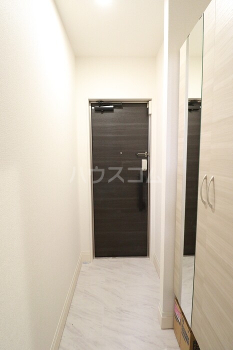 13/29 玄関