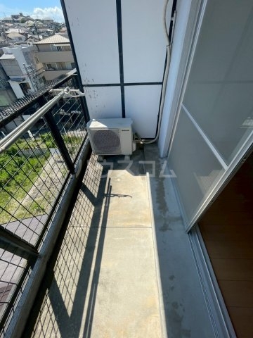 19/30 バルコニー