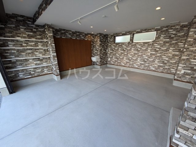 2/5 駐車場