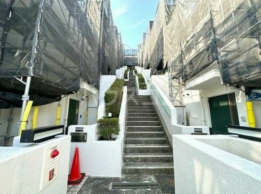 3/5 エントランス