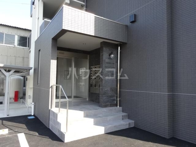 21/24 エントランス