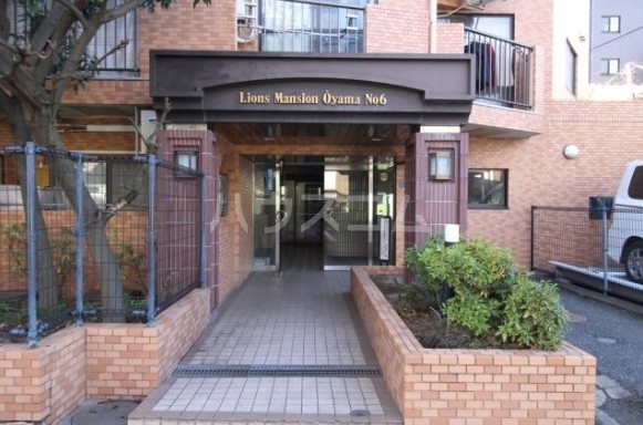 15/19 エントランス