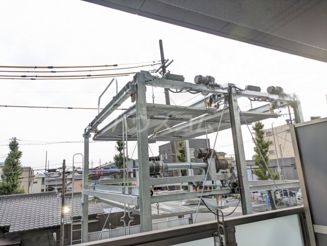 2/3 駐車場