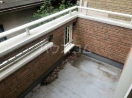 15/28 バルコニー