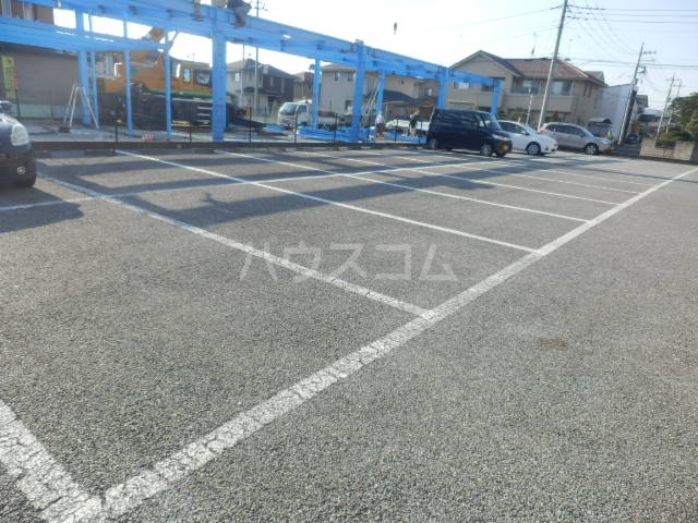 21/29 駐車場