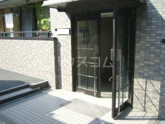 16/24 エントランス