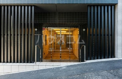 4/4 エントランス