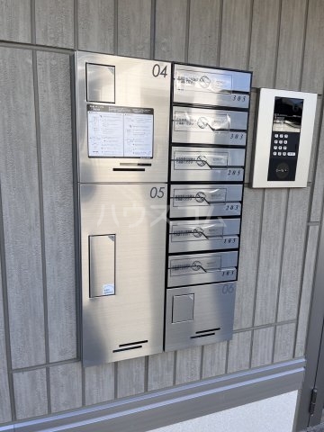 26/30 エントランス