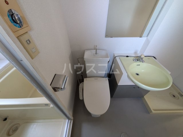 14/30 トイレ