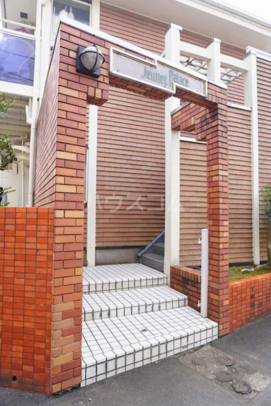 29/30 エントランス