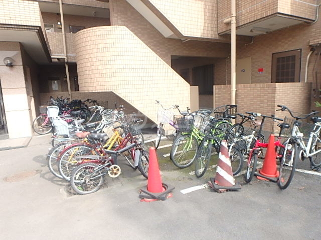 15/25 エントランス