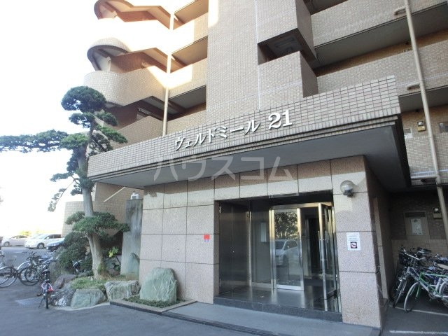 19/29 エントランス