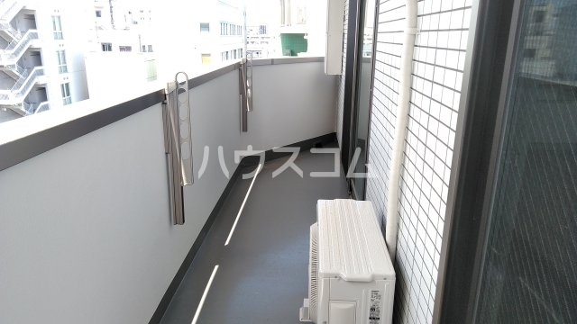 20/30 バルコニー