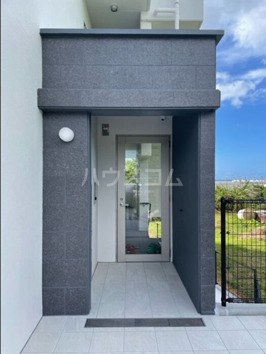 16/22 エントランス