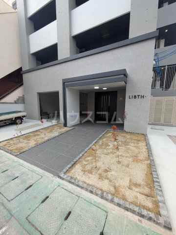 29/30 エントランス