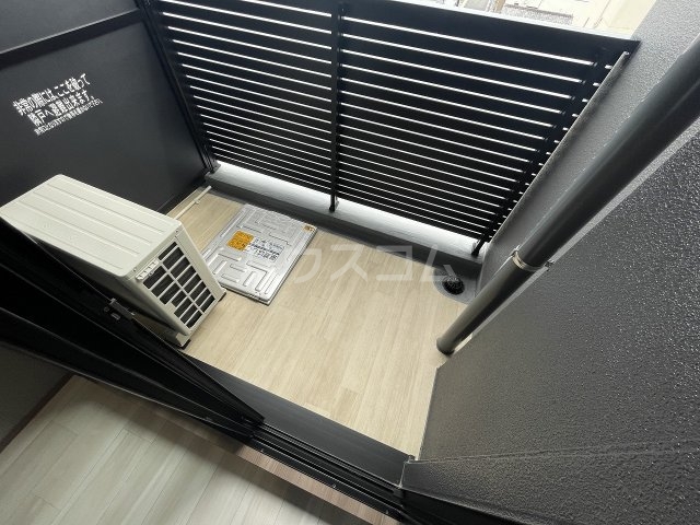 18/30 バルコニー