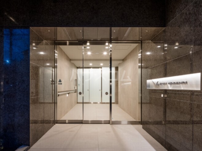 17/24 エントランス