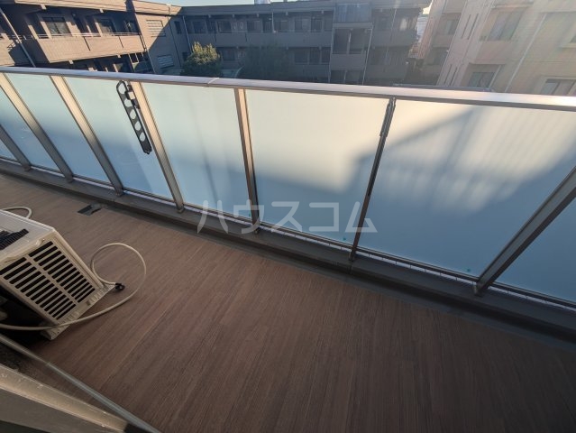 19/30 バルコニー