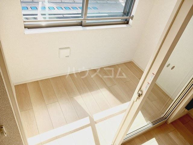 14/22 バルコニー