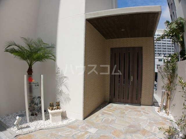 15/21 エントランス