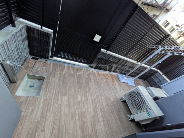 15/30 バルコニー