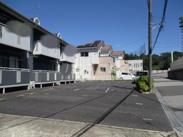 12/13 駐車場