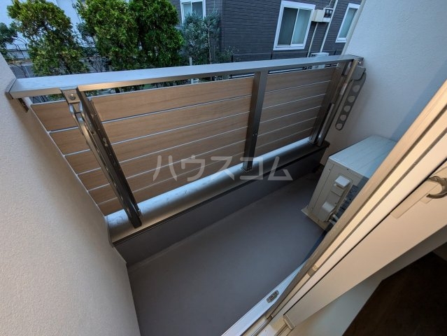 21/30 バルコニー