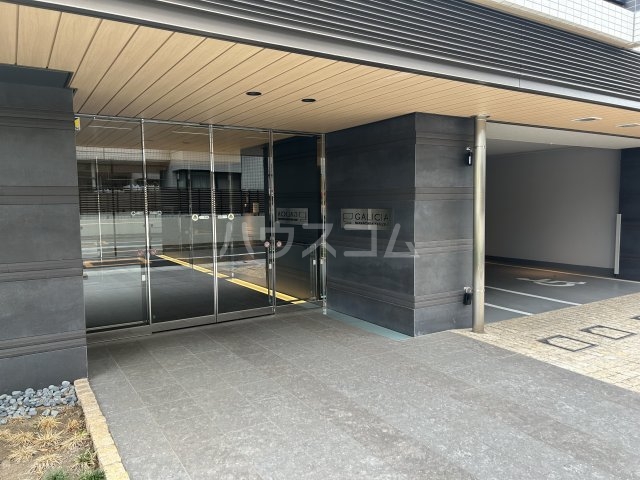 17/21 エントランス