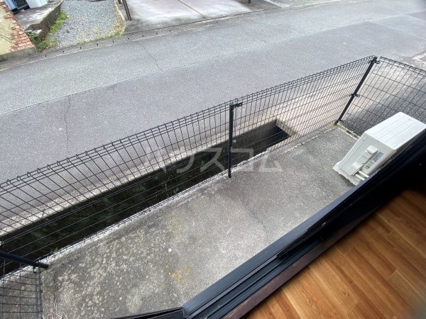 20/28 バルコニー