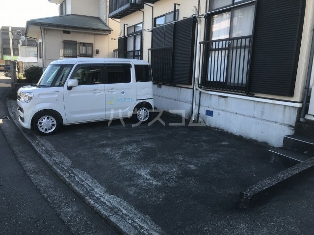 2/11 駐車場