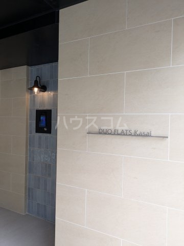 27/30 エントランス