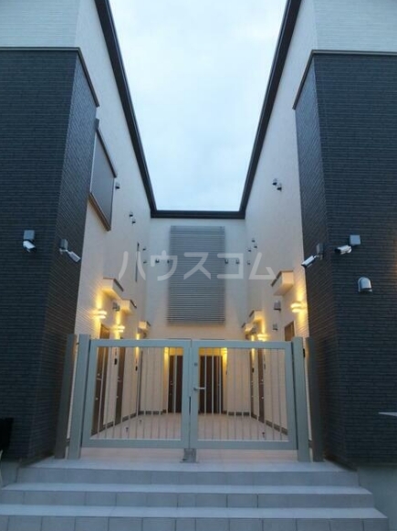 3/4 エントランス