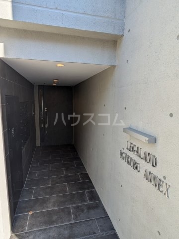 16/22 エントランス