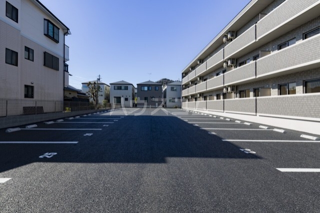 23/23 駐車場