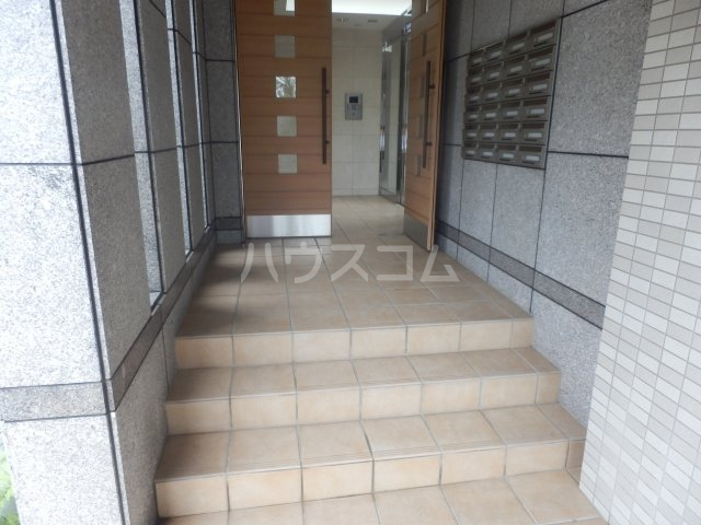 29/30 エントランス