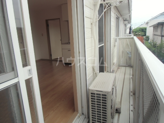 13/18 バルコニー